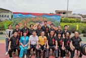 三角元加油站闹鬼事件视频，加油站三角木