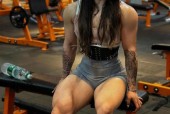 世界上最恐怖的肌肉女，肌肉最恐怖的小孩