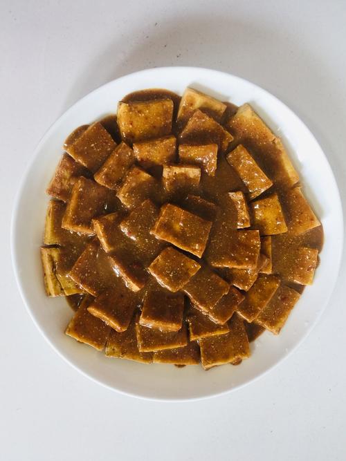 商丘特产美食猪大肠的做法，商丘猪肉批发市场在哪？  第1张