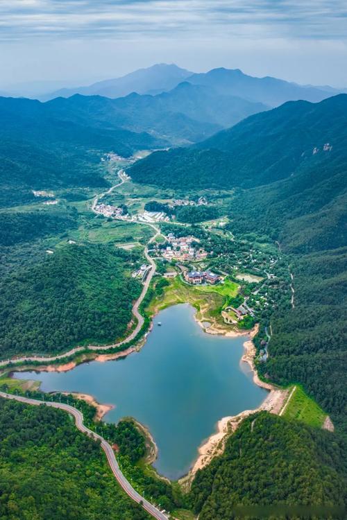五峰世界滑雪场天气？五峰世界滑雪场过年营业吗？  第3张