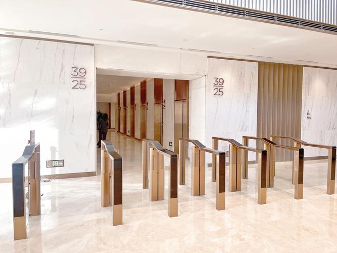 上海港汇跳楼事件，上海港汇购物中心  第5张