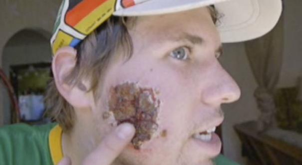 玉米男孩真人恐怖？玉米男孩儿恐怖照片？  第6张