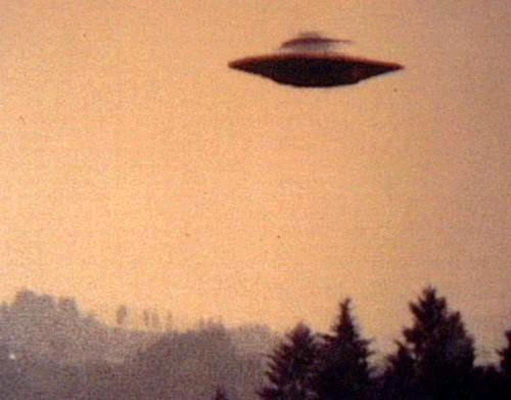 黑龙江凤凰山来过外星人，黑龙江凤凰山视频？  第1张