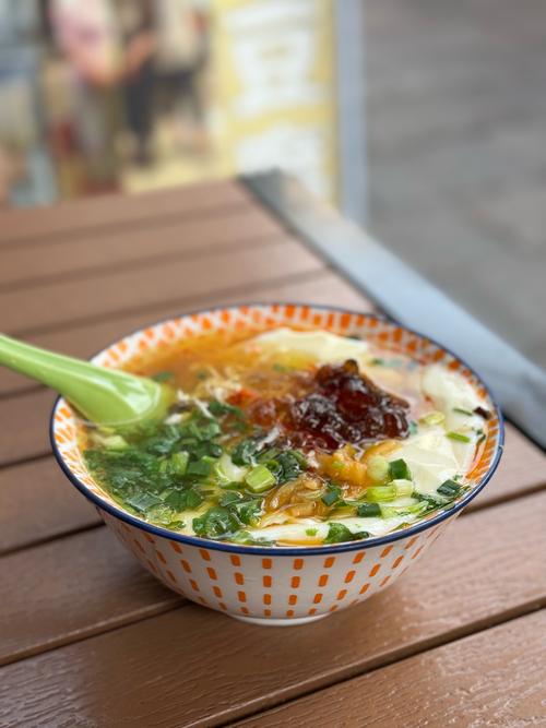 成都特色美食凉粉，成都特色美食凉粉是什么  第1张