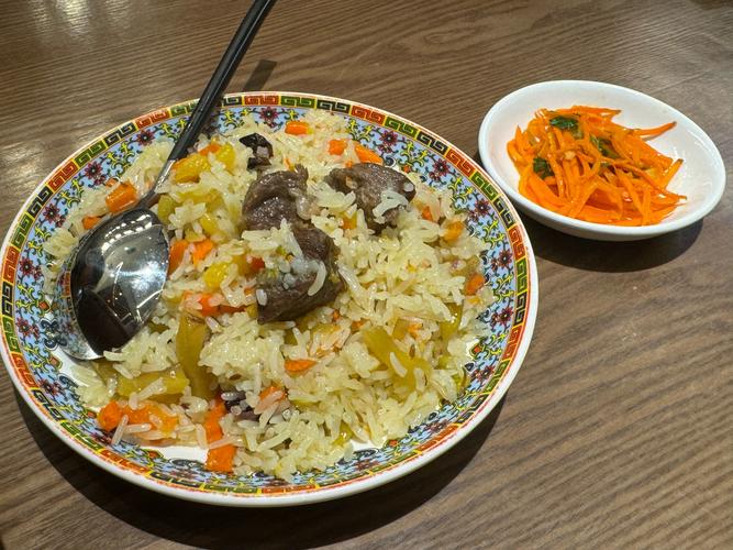 特产美食洋葱做法简单，洋葱的做法吃法？  第2张