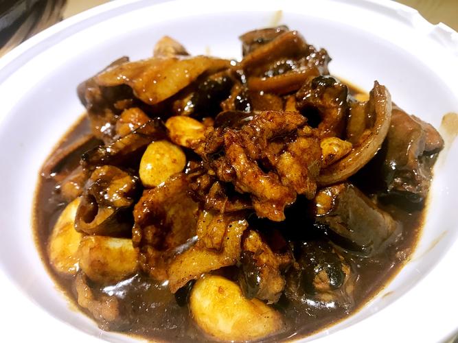 安徽特色美食有哪些土特产，安徽的前十特产美食  第1张