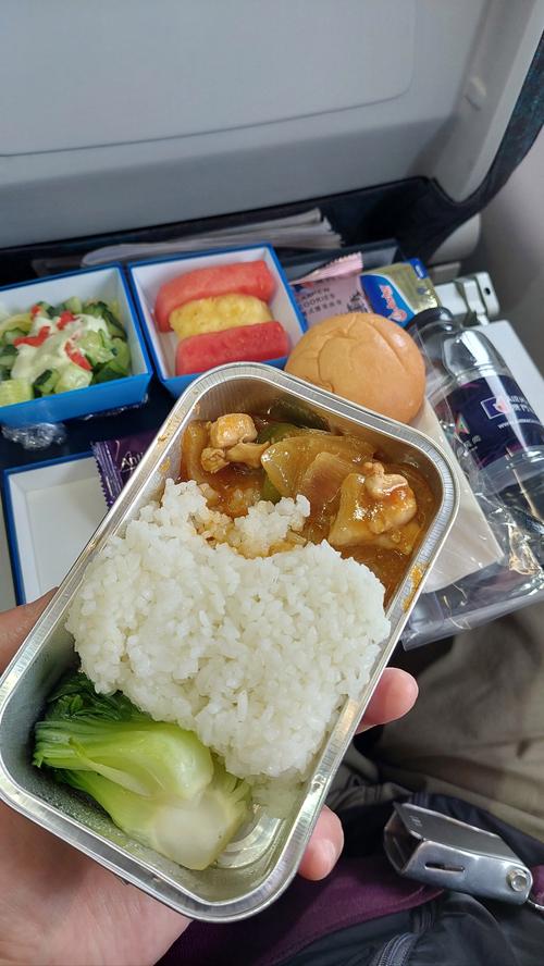 国航成都特色美食，成都国航在t几？  第4张