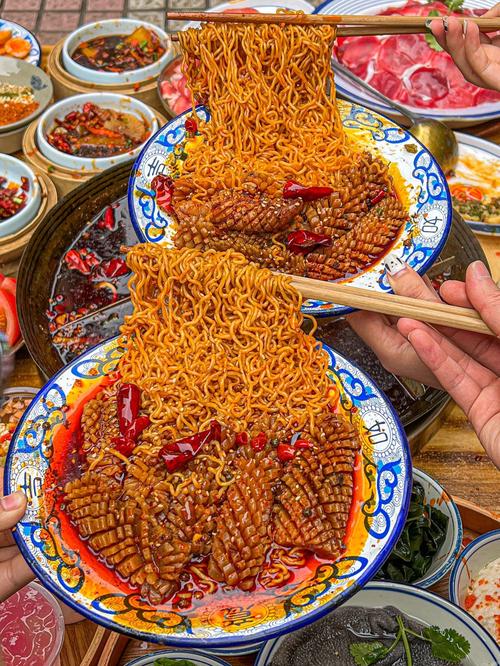 成都老街美食攻略，成都老街在哪  第3张