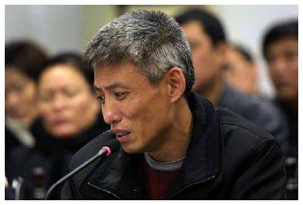 黑社会老大是怎么炼成的?，黑社会的老大是谁  第2张
