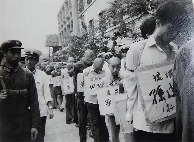 1983年沈阳二王事件真相，东北沈阳二王枪击案  第2张