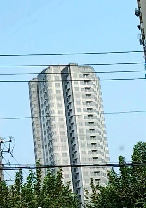 胶州路大火女孩李惟玮？胶州路大火死难者？  第4张