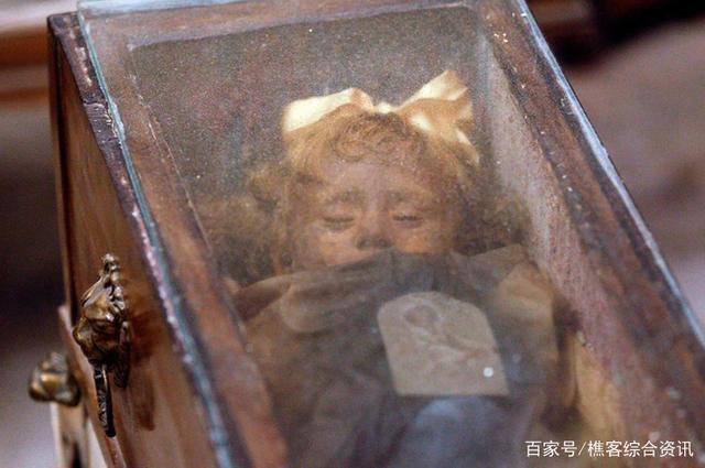 镀金婴尸案？镀金婴尸恐怖图片？  第2张