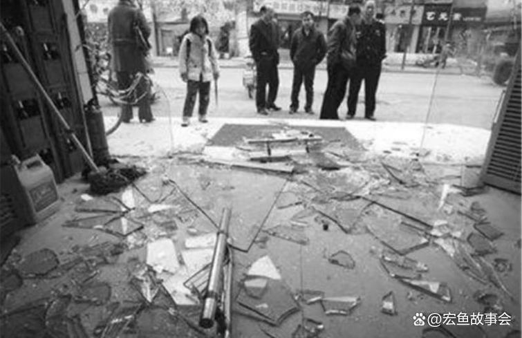 被军长砸的酒店是哪里？军长酒店消费砸店视频?？  第1张