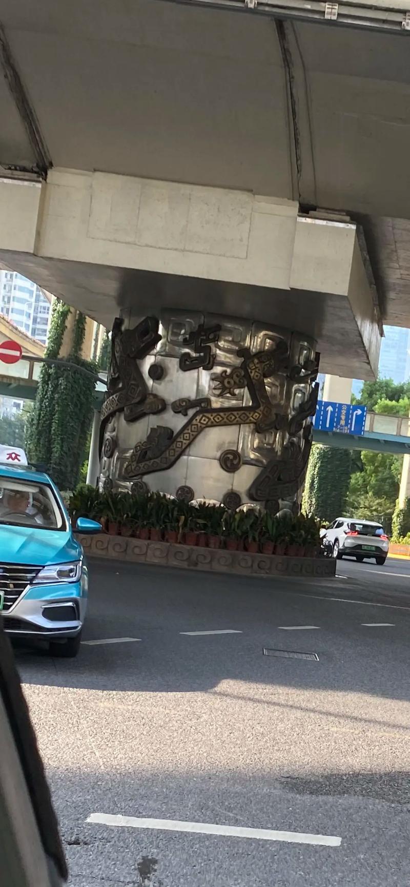 上海龙柱子是真是假？上海龙柱是真的吗？  第5张
