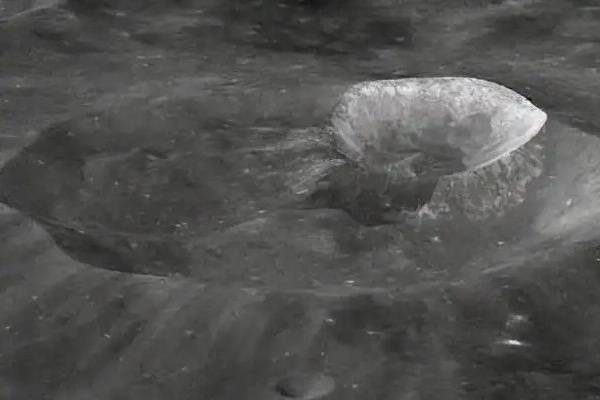 三眼女外星人全身照，三眼外星人女尸？  第5张