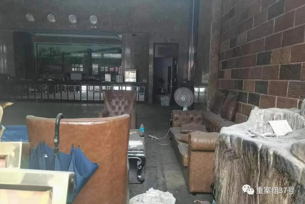 石家庄部队砸酒店的事情，石家庄军人砸酒店事件全过程？  第2张