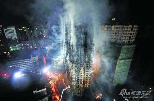 胶州路大火为何封水泥窗户？胶州路大火起火原因？  第2张