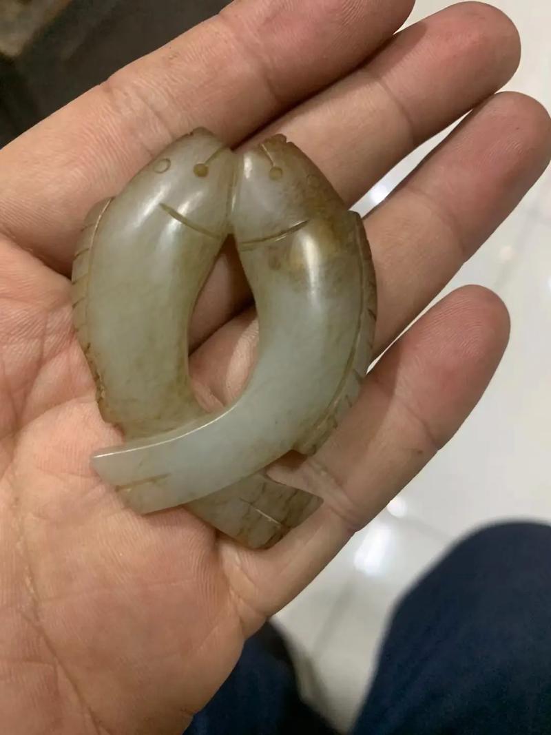双鱼玉佩镜像人后代，双鱼玉佩镜面人  第4张