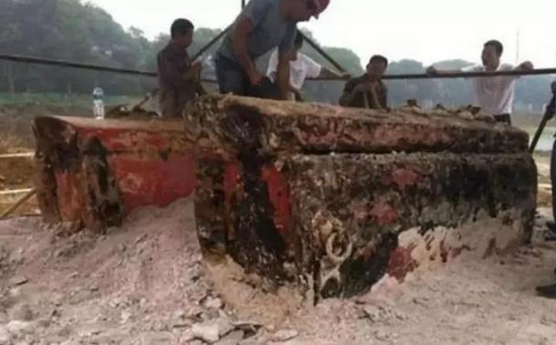 荔湾广场真的每年死8个人吗？2020荔湾广场有死人吗？  第4张