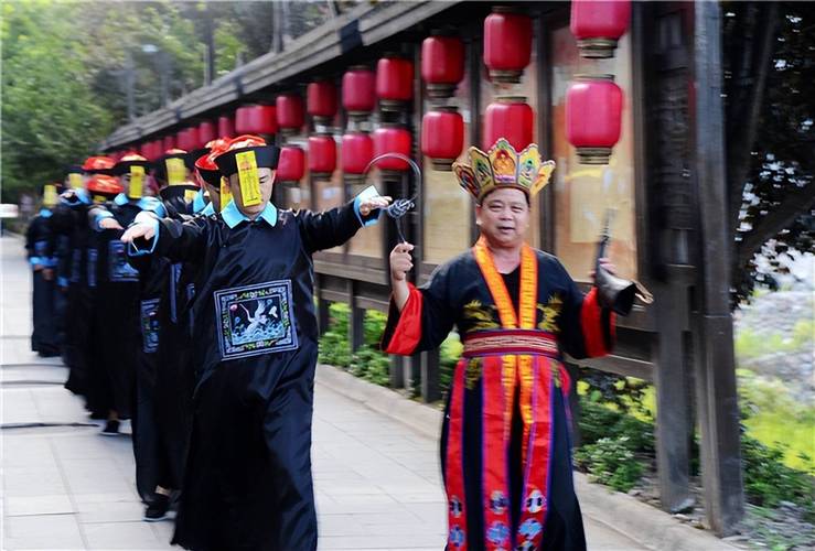 央视揭秘湘西赶尸真相？央视揭秘湘西赶尸真相是真的吗？  第2张