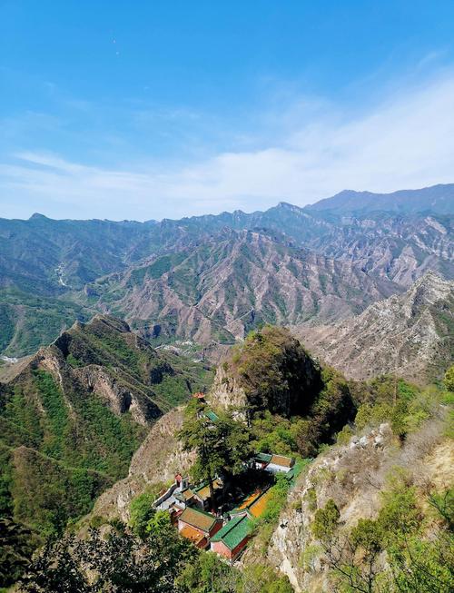 北京圣莲山天气预报，房山圣莲山天气预报一周？  第1张
