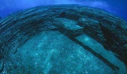 百慕大水下金字塔之谜？百慕大水下有金字塔吗？  第2张