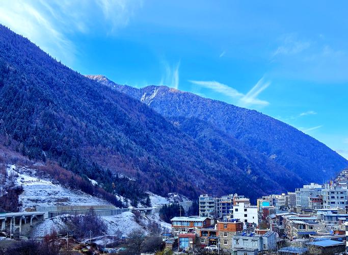 四姑娘山6月份天气？四姑娘山六月穿衣？  第3张