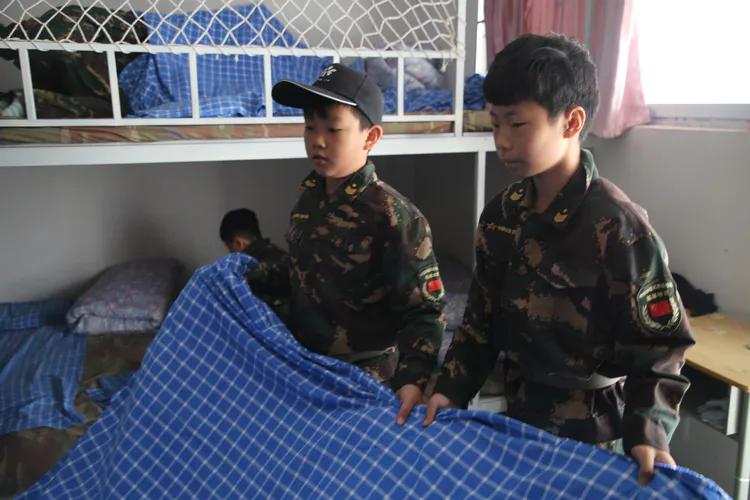 世界奇闻怪事1000例图片？世界的奇事怪闻？  第5张