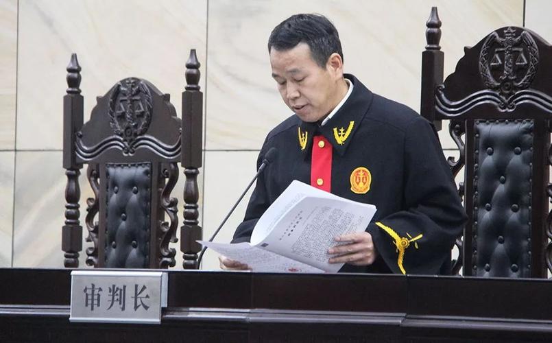 最新中国黑社老大排名前十，中国黑社老大排名电视剧？  第1张