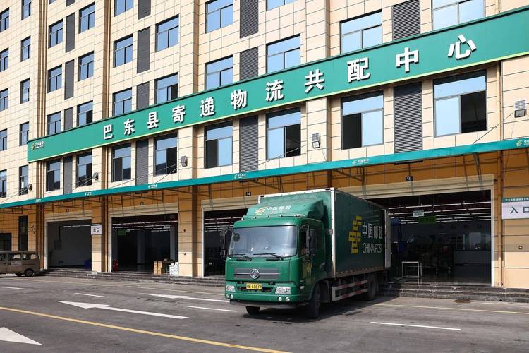 重庆军长砸五星级酒店，重庆军事事件？  第3张