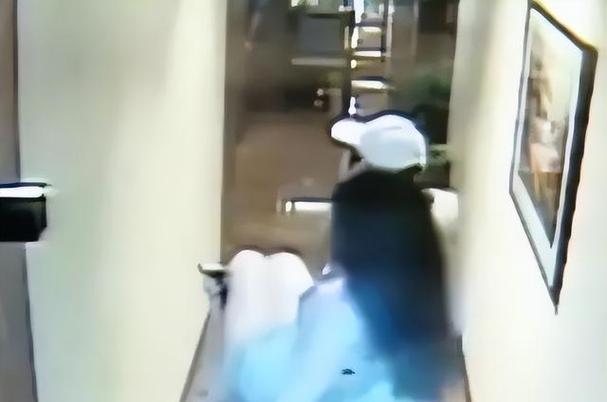 遇害空姐体内11人dna后续，遇害空姐现场  第2张