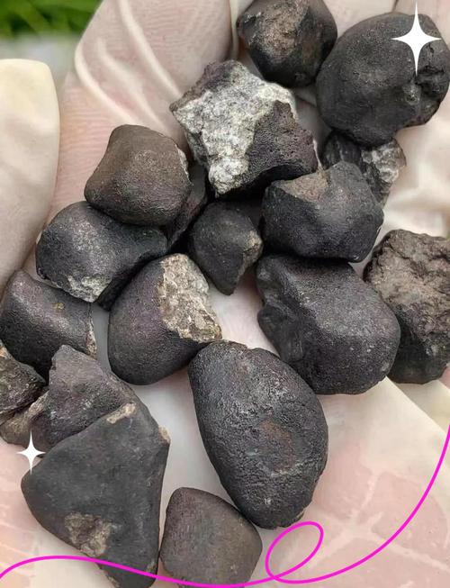 俄罗斯ufo击穿陨石事件，俄罗斯陨石击穿事件真相  第3张