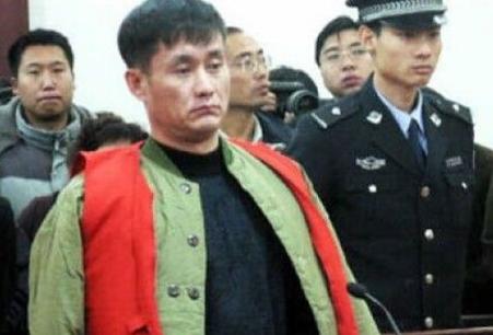 中国前十悍匪董震？中国前十悍匪董震是哪里人？  第6张