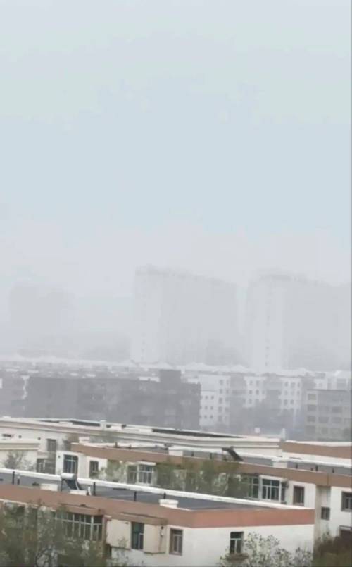 克拉玛依天气怎么样？克拉玛依一年四季温度？  第2张